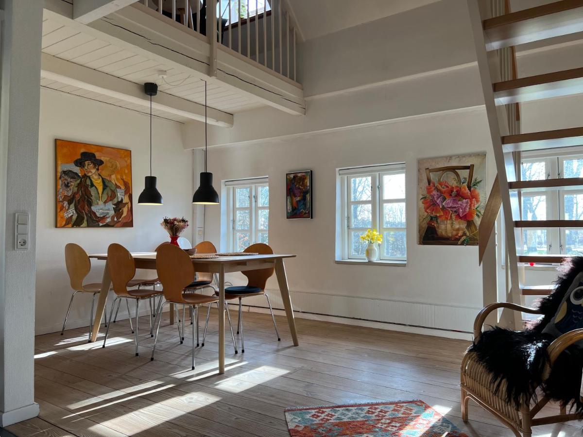 Lake View Apartment グランストゥ エクステリア 写真