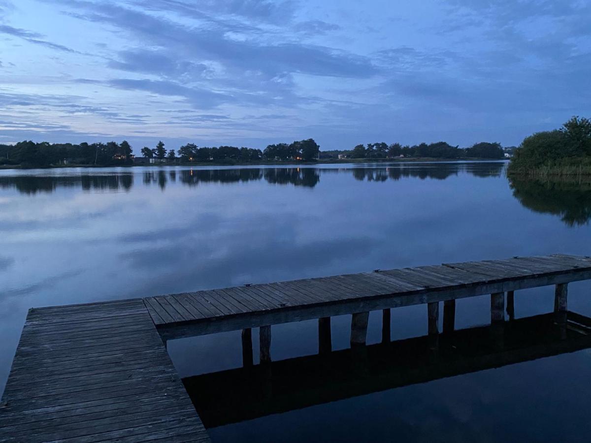 Lake View Apartment グランストゥ エクステリア 写真
